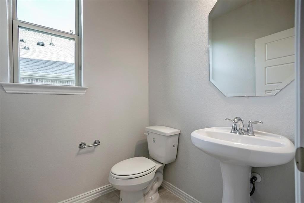 4713 London Ave - Photo 6 of 28