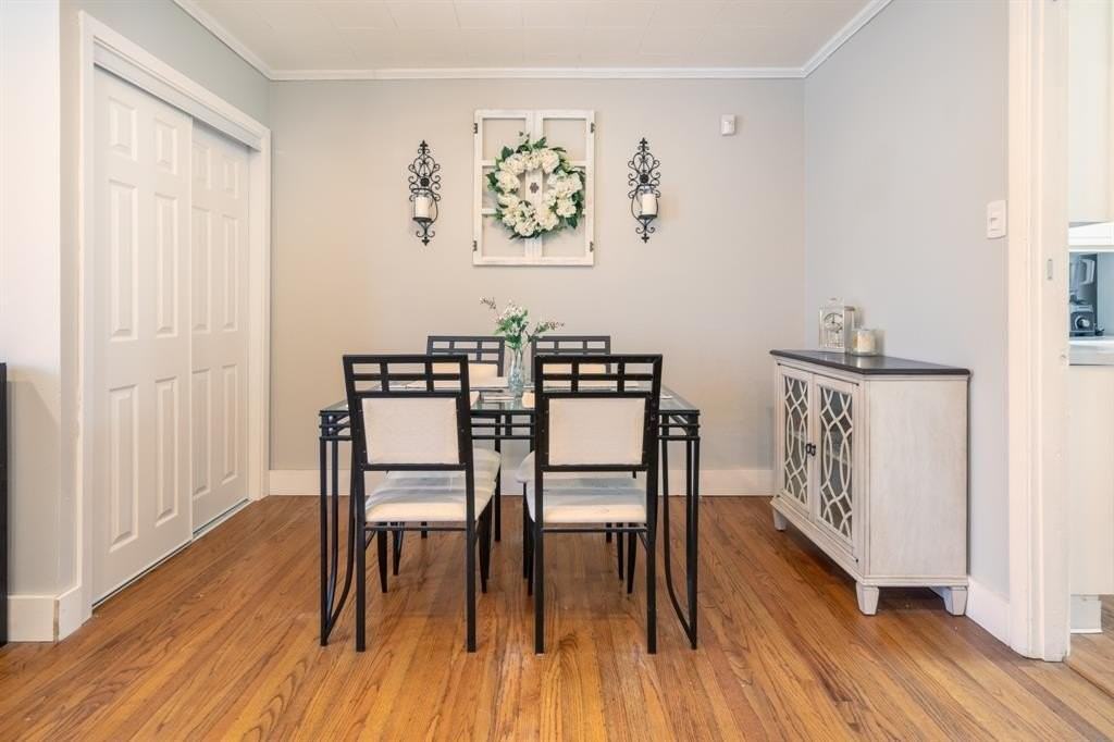 1803 Oak Tree Ln - Photo 7 of 25