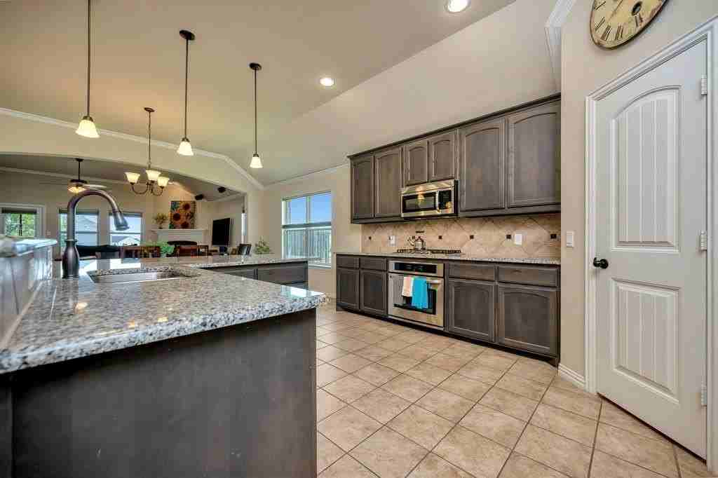 1932 Arroyo Verde Trl - Photo 5 of 19