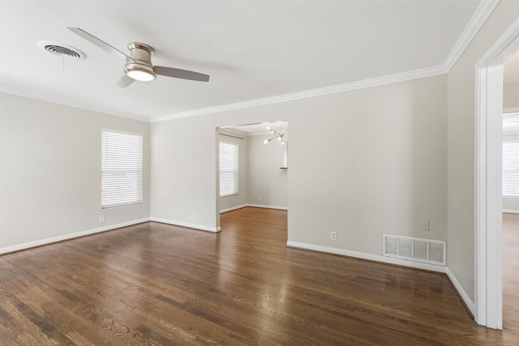 4108 Locke Ave - Photo 7 of 25