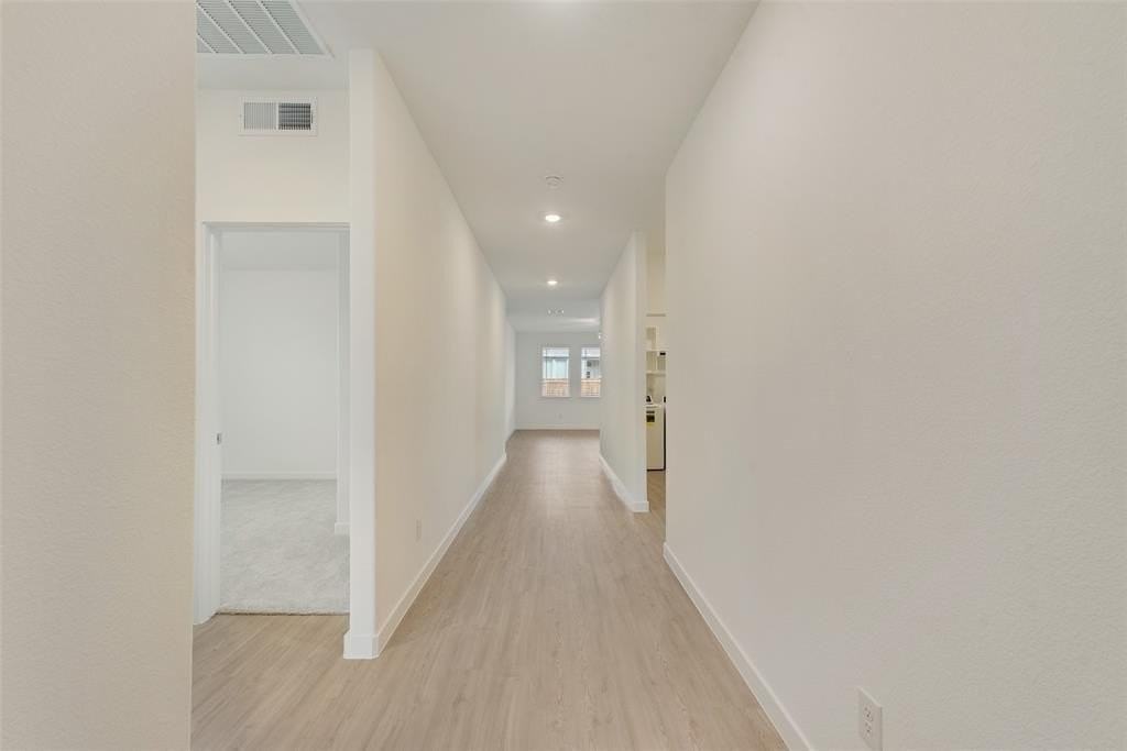 1828 White Ash Way - Photo 3 of 20