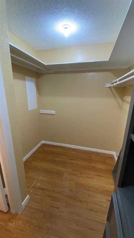 524 Towne House Ln - Photo 5 of 14
