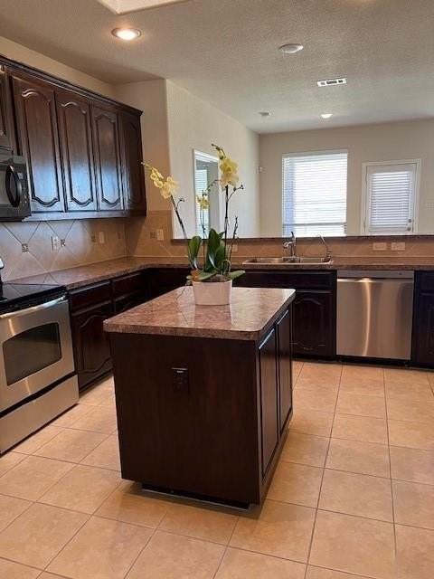 7823 Black Willow Ln - Photo 4 of 16