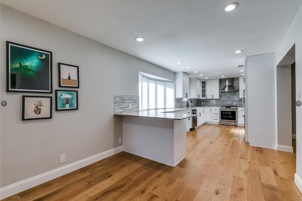 8349 Londonderry Ln - Photo 6 of 25