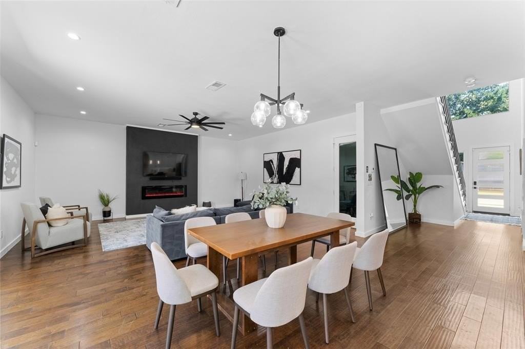 1526 Life Ave - Photo 4 of 40