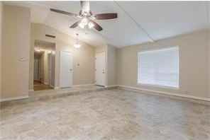 2114 Richwood Dr - Photo 3 of 10