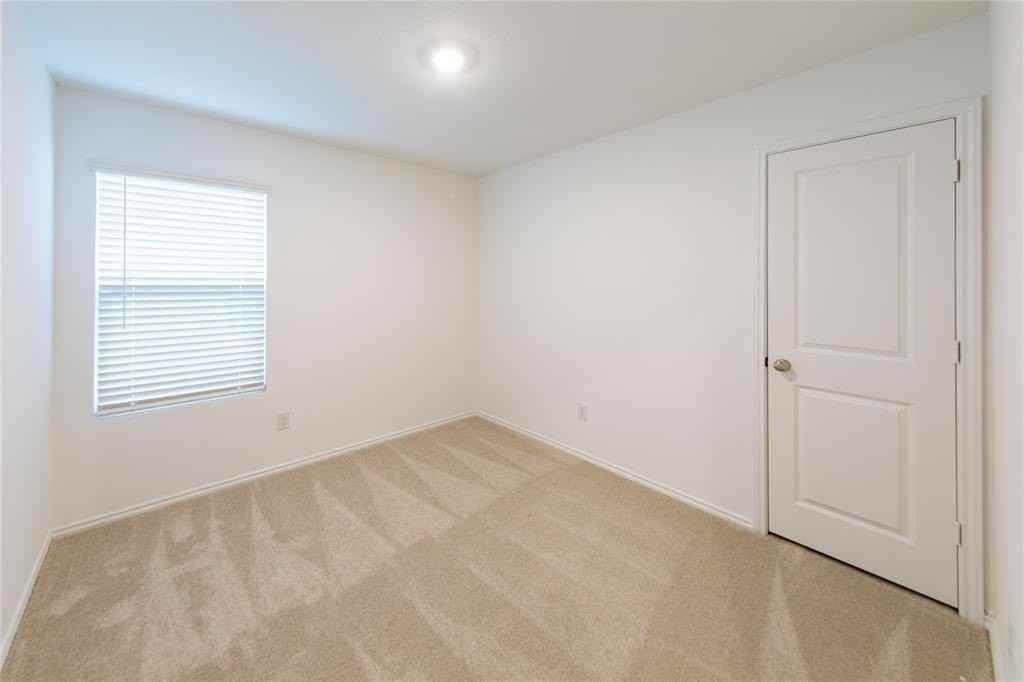 230 Sunflower St - Photo 6 of 26