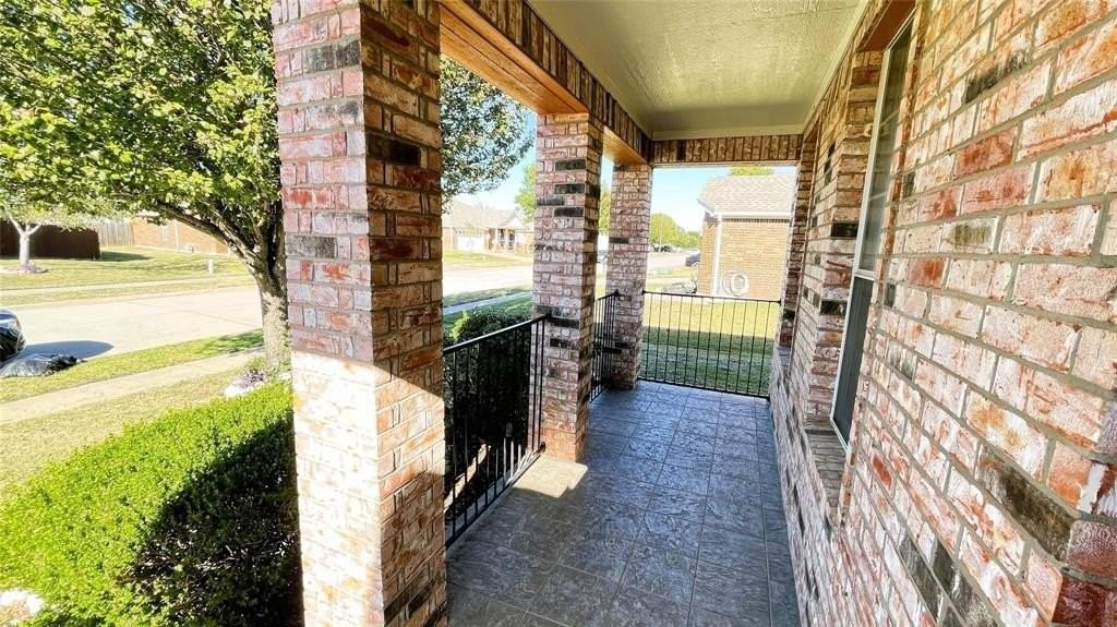 1002 Tabasco Trl - Photo 2 of 23