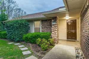 featured image of 3019 Panhandle Dr