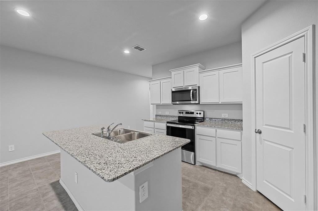 9504 Drifting Sand Dr - Photo 5 of 18