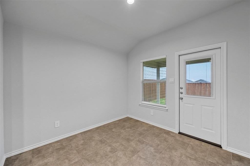 9504 Drifting Sand Dr - Photo 6 of 18