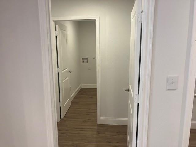 1521 Marshall St - Photo 4 of 11