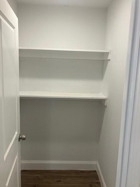 1521 Marshall St - Photo 6 of 11