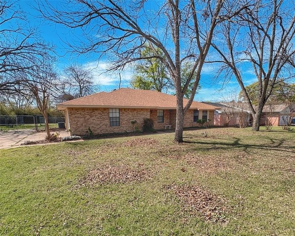 8111 Llano Ave - Photo 2 of 23