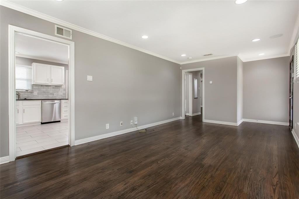 570 Bondstone Dr - Photo 5 of 25