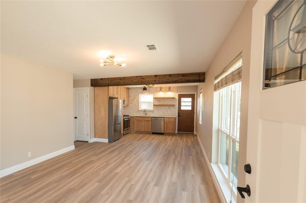 602 N Morris St #B - Photo 6 of 30