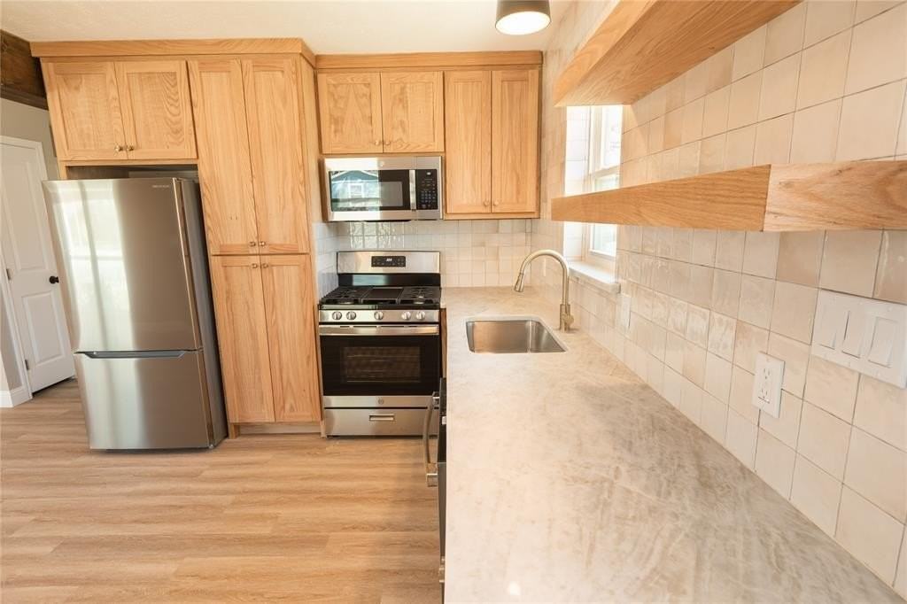 602 N Morris St #B - Photo 7 of 30