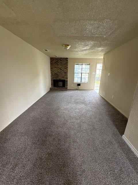 2822 Wimbledon Ct #C - Photo 2 of 7