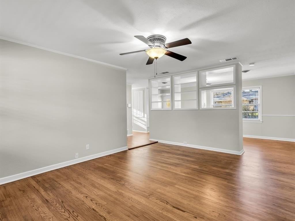 3404 Cromart Ave - Photo 2 of 15