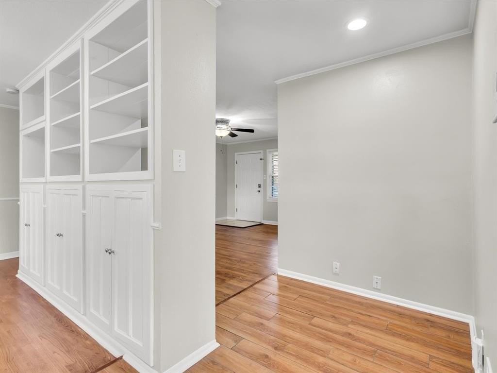 3404 Cromart Ave - Photo 4 of 15