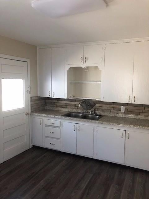 3118 Bickley St - Photo 5 of 14