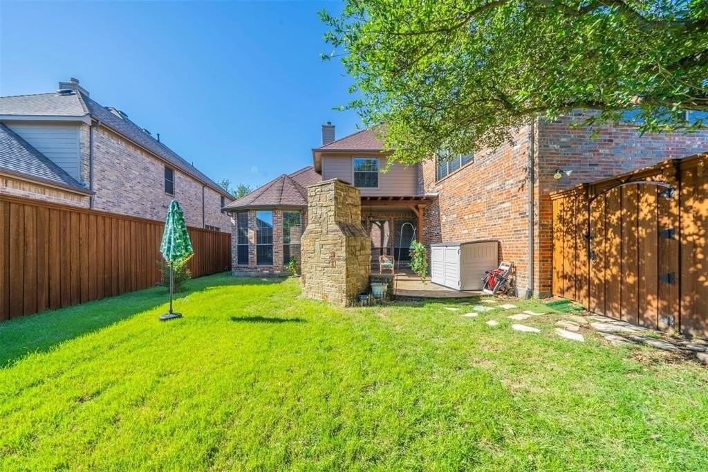 1364 Aubrey Ln - Photo 6 of 35