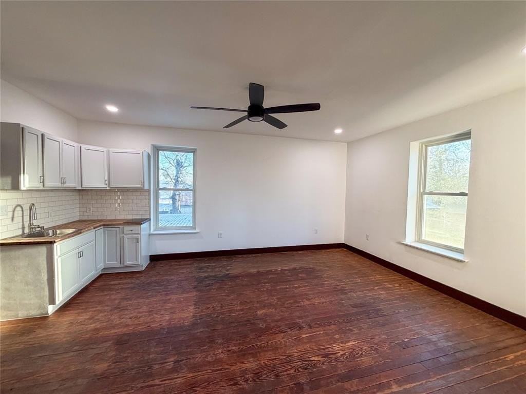 107 E Stone St #B - Photo 2 of 16