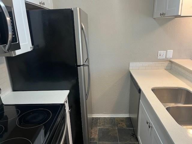 2821 Reagan St #202 - Photo 4 of 13