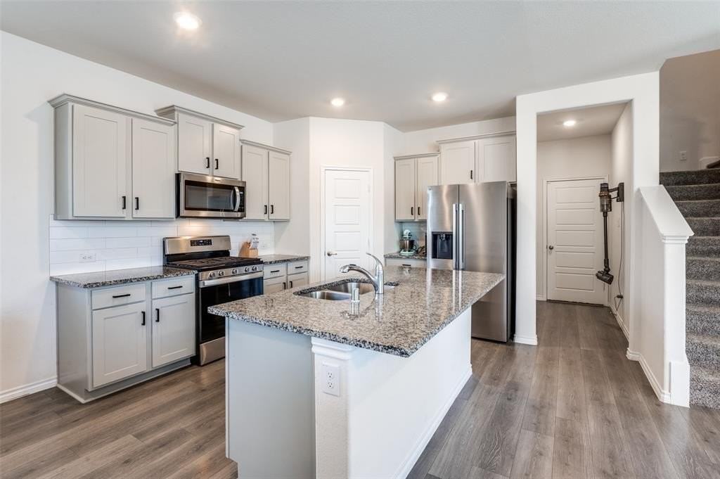 2608 Hale Rd - Photo 4 of 15