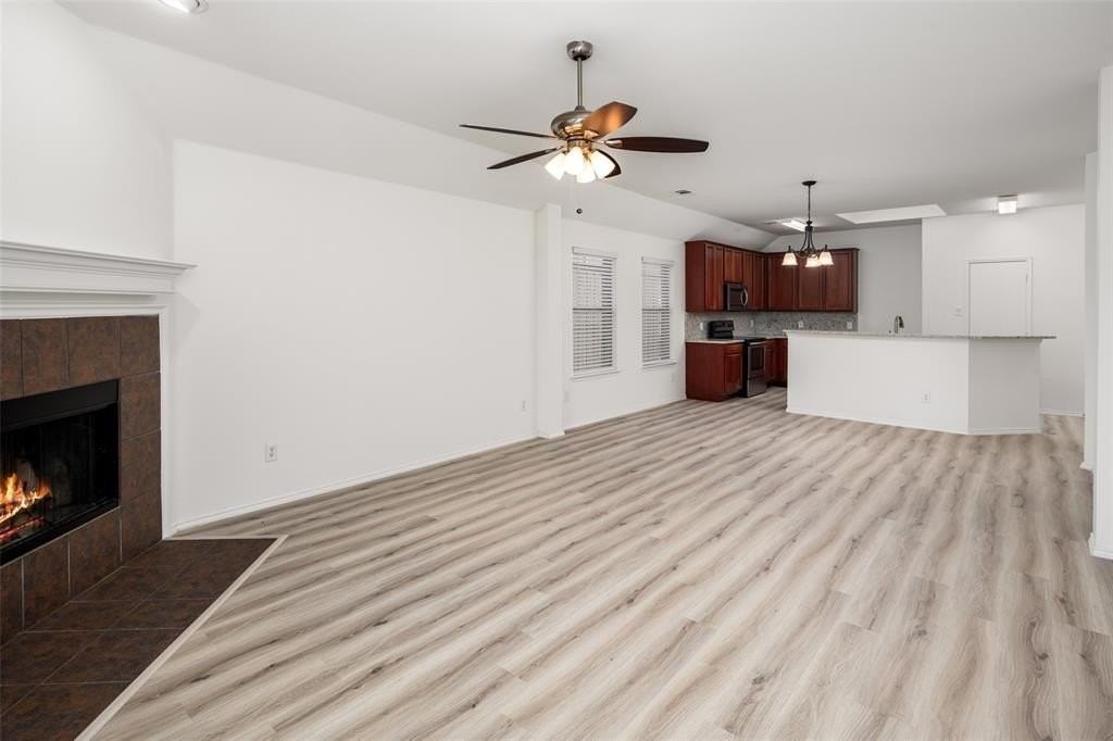 2417 Eisenhower Dr - Photo 7 of 16