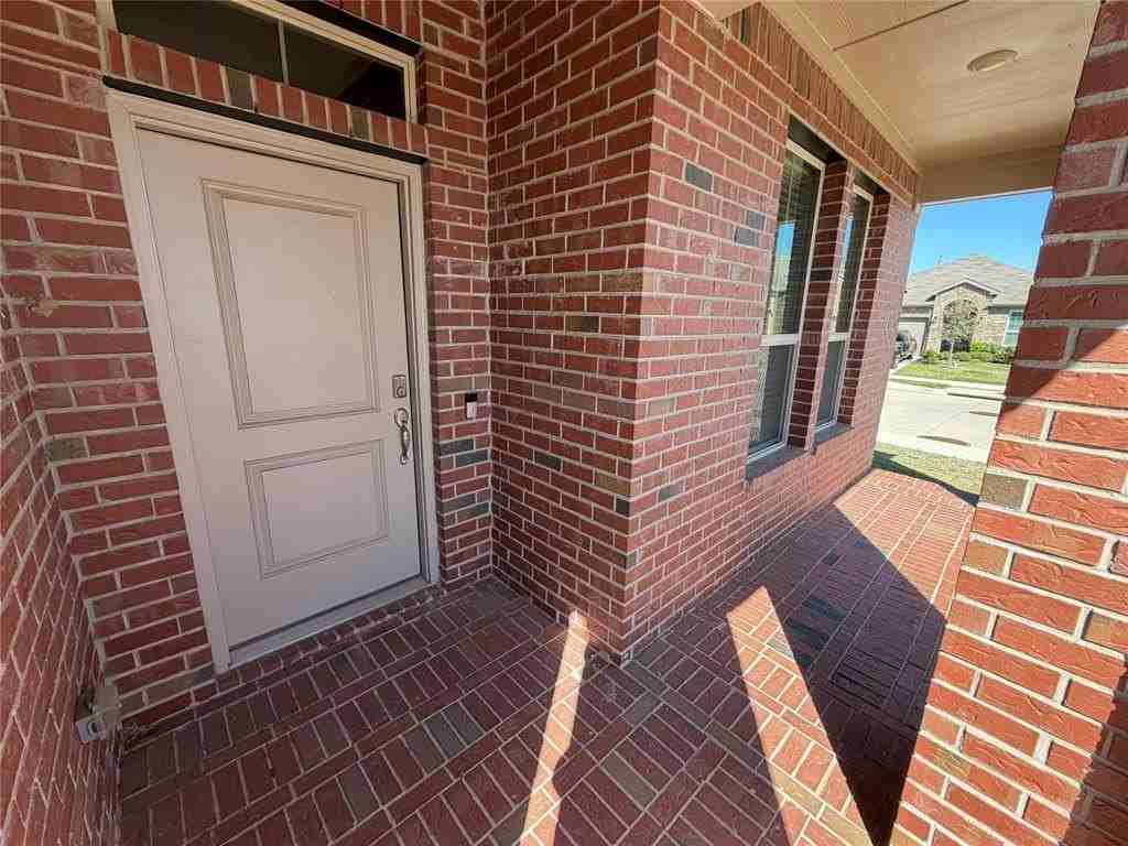 2428 Matador Ranch Dr - Photo 3 of 32