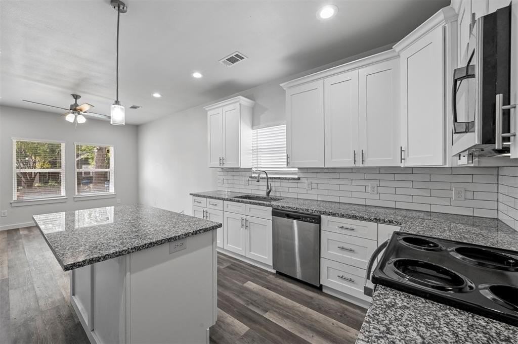 208 D St - Photo 6 of 19