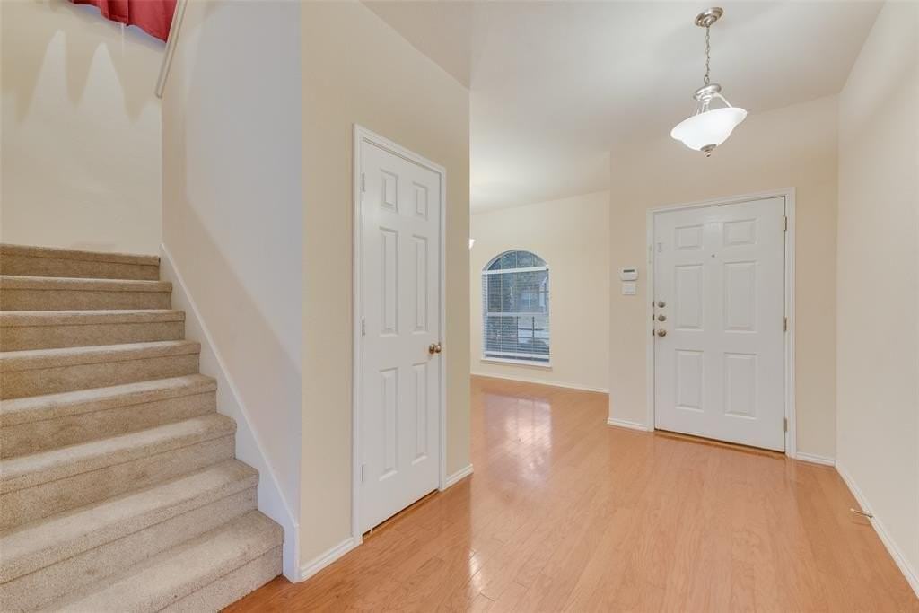 3223 Guadaloupe - Photo 2 of 21