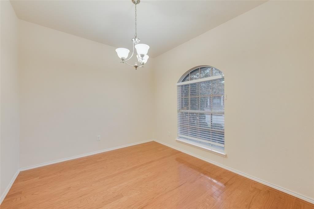 3223 Guadaloupe - Photo 5 of 21