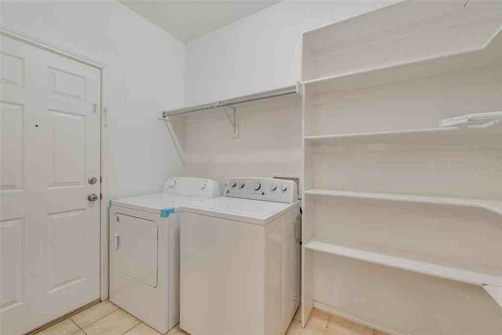 3223 Guadaloupe - Photo 6 of 21