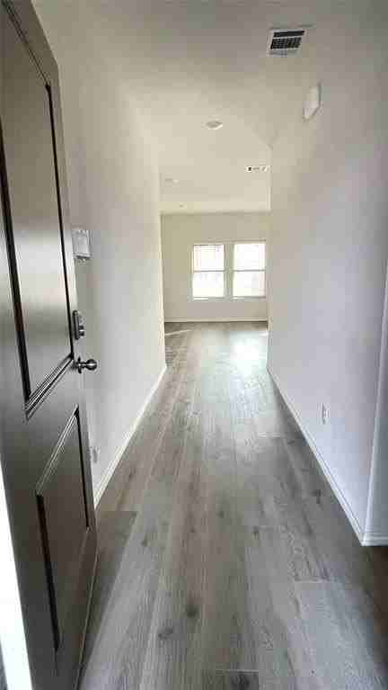 2914 Jasmine Dr - Photo 2 of 17