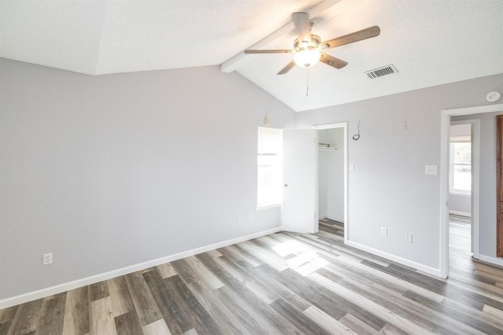 3801 Georgetown Dr - Photo 5 of 31