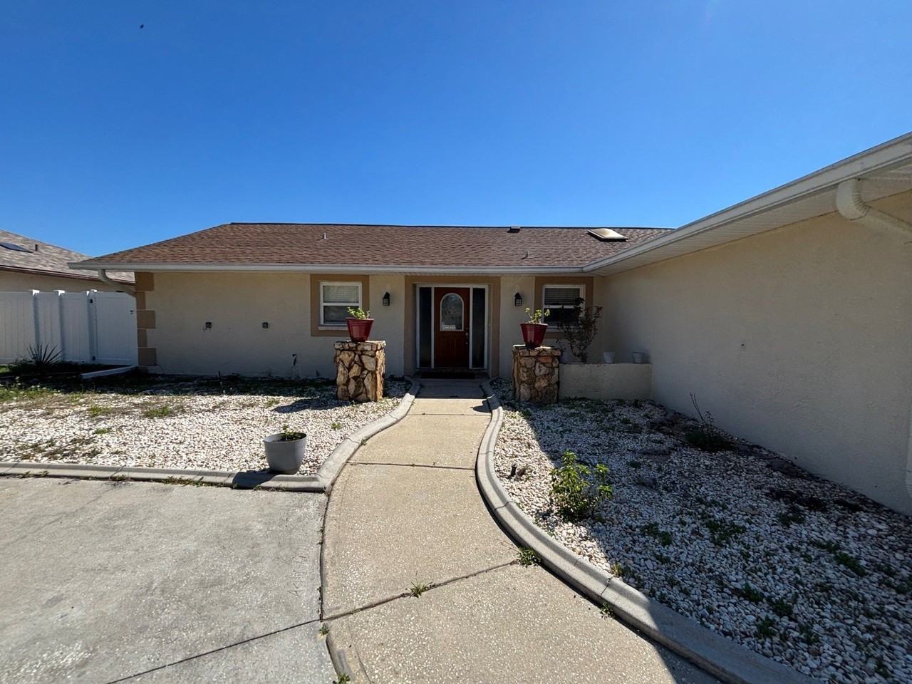 7326 Bramblewood Dr - Photo 2 of 30