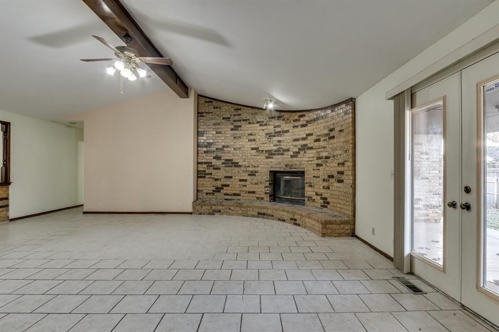 2013 Tanglewood Dr - Photo 5 of 36