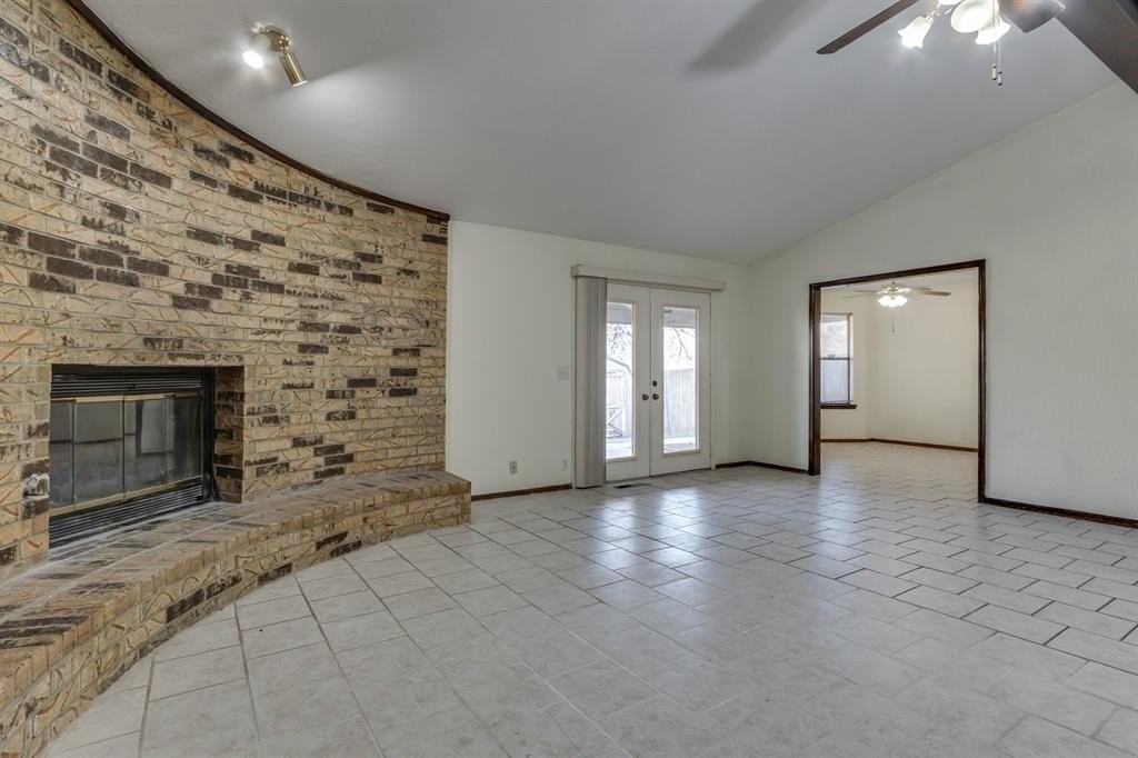 2013 Tanglewood Dr - Photo 7 of 36