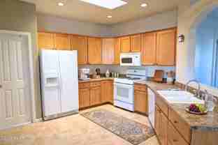 988 Louie St - Photo 1 of 1