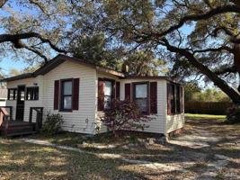 featured image of 1717 W Government St