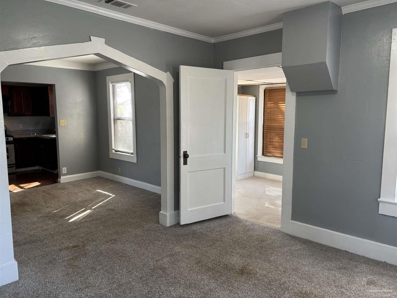 1717 W Government St - Photo 3 of 13