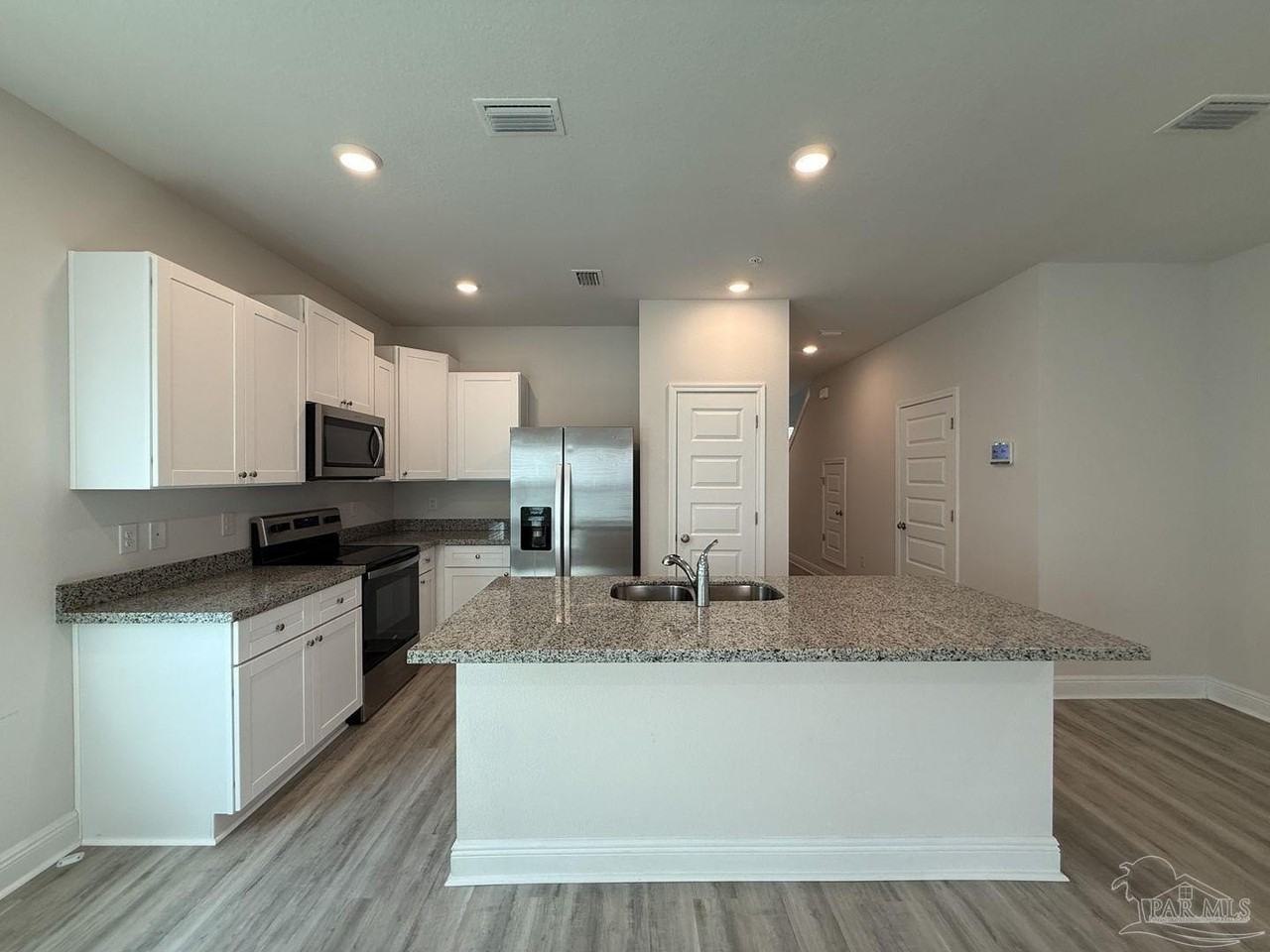 8778 Meadow Flower Ln - Photo 4 of 20