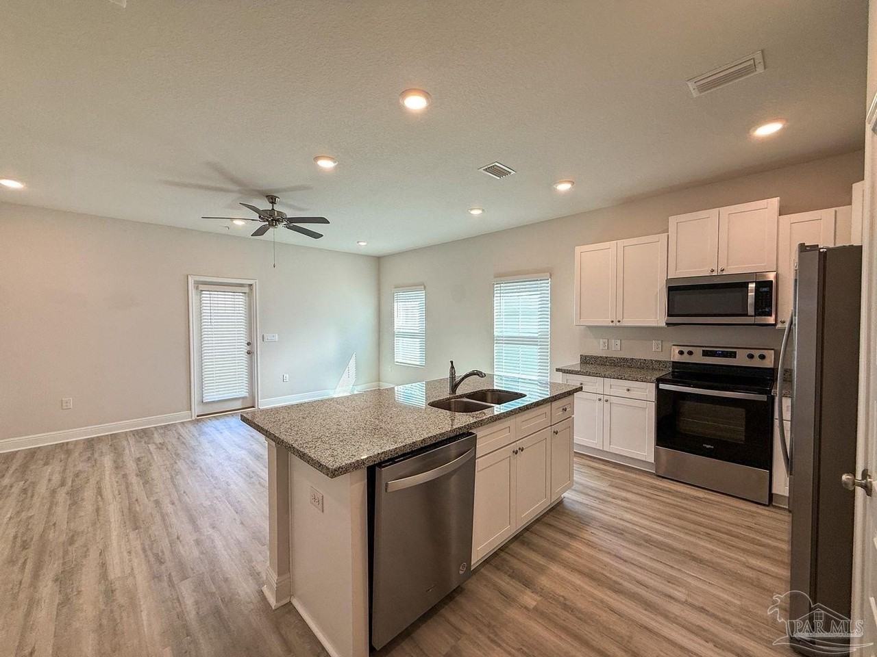 8778 Meadow Flower Ln - Photo 5 of 20