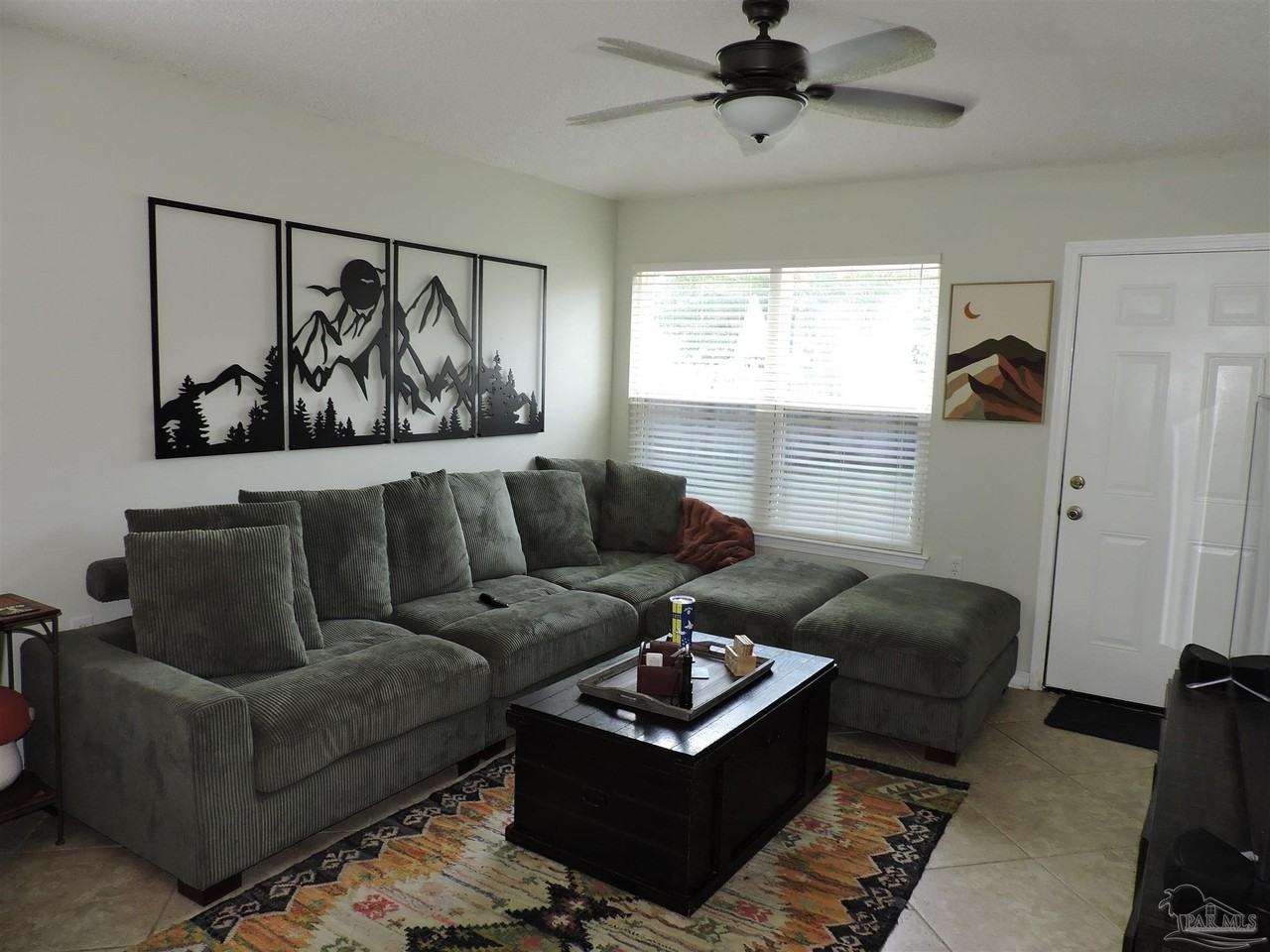 3060 Flintlock Dr - Photo 3 of 18