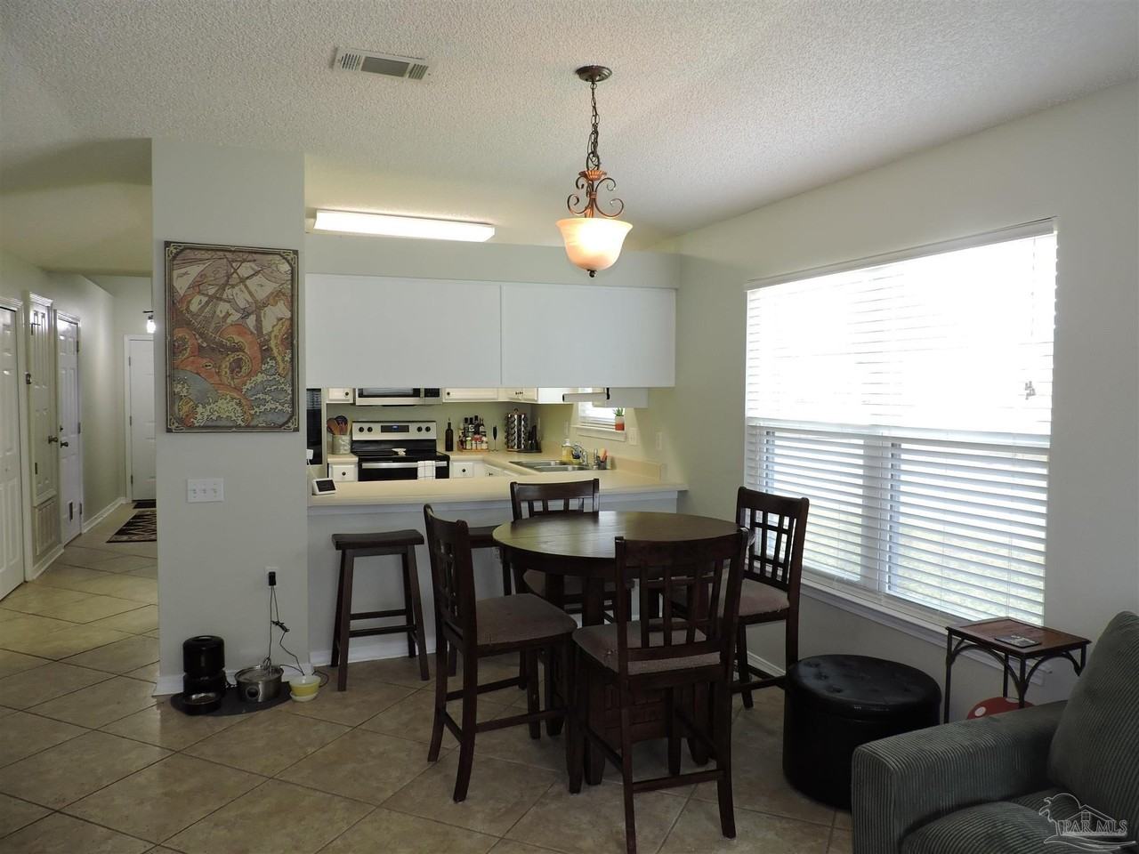 3060 Flintlock Dr - Photo 6 of 18