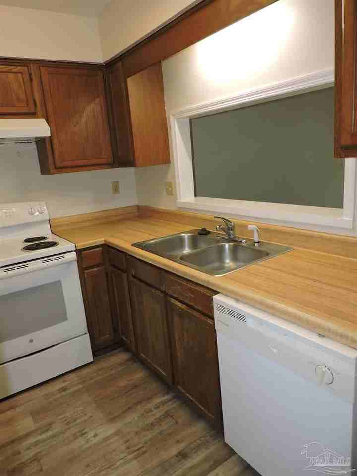 3155 Belle Meade Dr Apt C - Photo 3 of 19