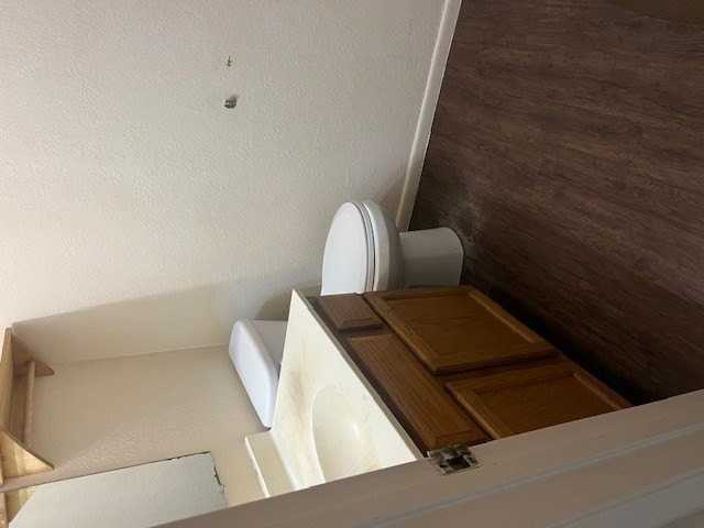 409 36th Pl - Photo 4 of 7