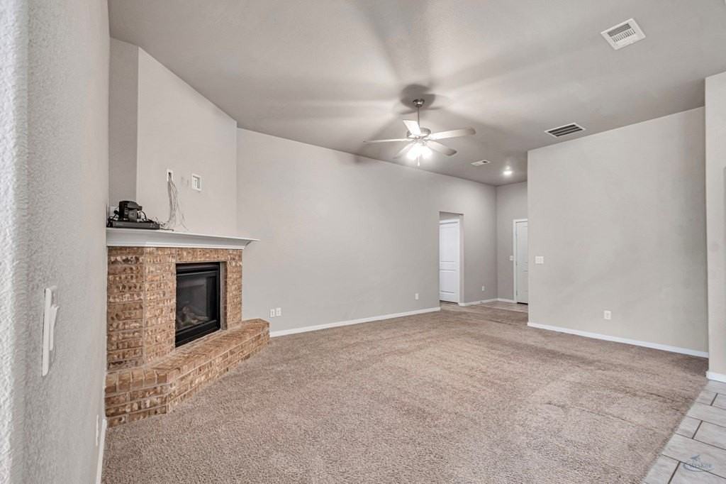 2306 Husk St - Photo 6 of 33